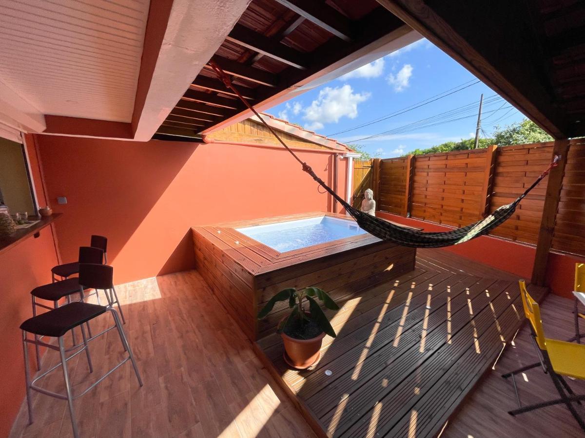 Ferienwohnung Chez Rey Riviere-Salee Exterior foto